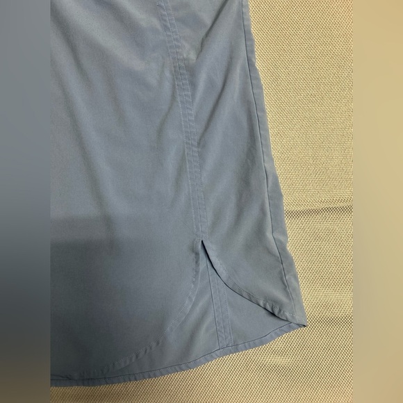 Athleta Women’s XS V-Neck Top Shirt Short Sleeve Pullover Stretch Mauve Light - Picture 9 of 10